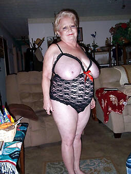 amature hot grandma lingerie