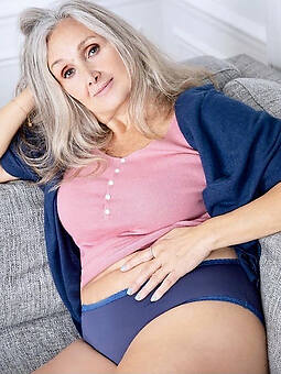sexy older women in sexy dresses