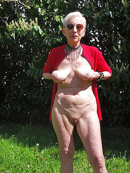 sexy outdoor grannies stripping