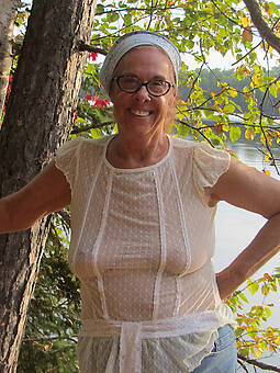 hot sexy grandmas porno pics